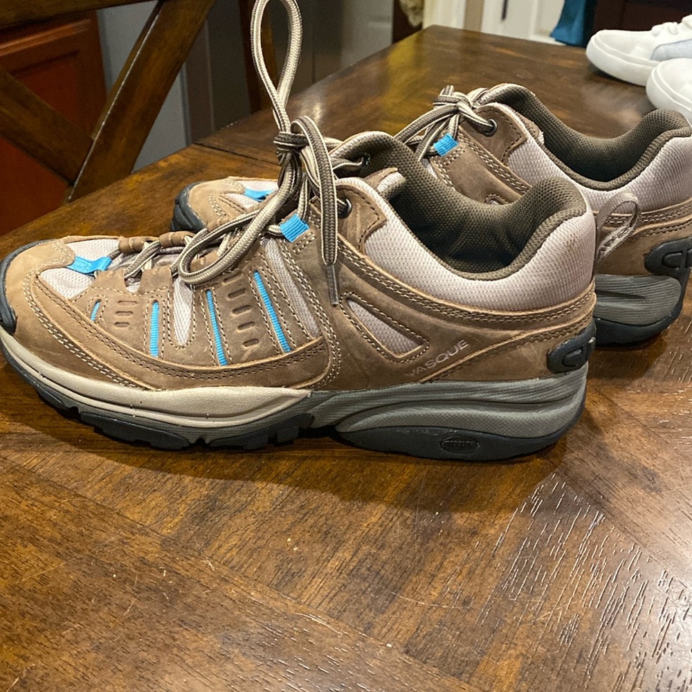 VASQUE hiking boot
